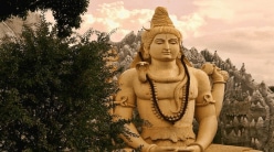 शिव मंदिरांमध्ये ‘बम बम भोले’चा गजर
