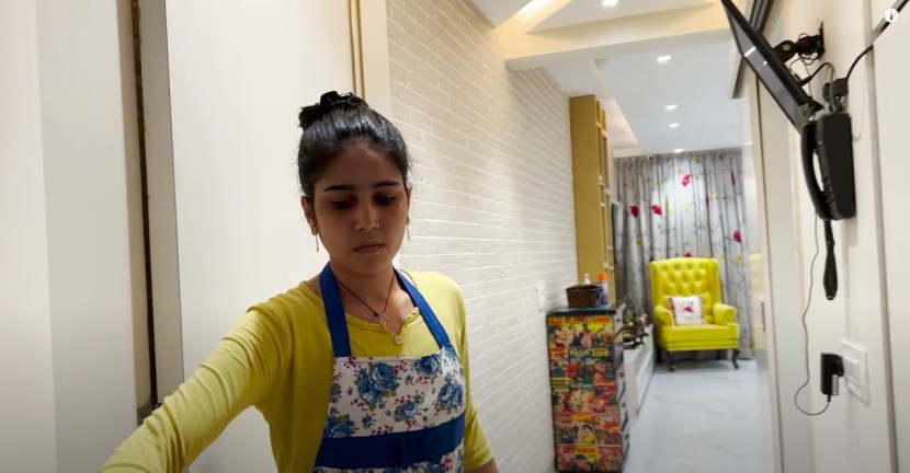 भारतीचे हे घर २ बीएचकी आहे.