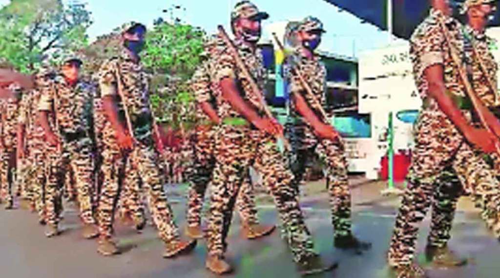 विशिष्ट धर्माला लक्ष्य करण्यास विरोध; मुलींच्या अधिकारासाठी पुढाकार घेण्याचे ‘आयआयएम- बंगळुरु’मधील प्राध्यापकांचे आवाहन विशिष्ट धर्माला लक्ष्य करण्यास विरोध; मुलींच्या अधिकारासाठी पुढाकार घेण्याचे ‘आयआयएम- बंगळुरु’मधील प्राध्यापकांचे आवाहन