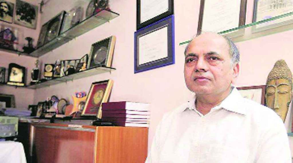राष्ट्र सेवादलामध्ये आरोपांच्या फैरी राष्ट्र सेवादलामध्ये आरोपांच्या फैरी