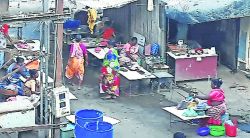 मासळी बाजाराच्या जागेचा तिढा कायम; न्यायालयाच्या आदेशानंतरही मासळी विक्रेत्यांचा जागेवर ताबा