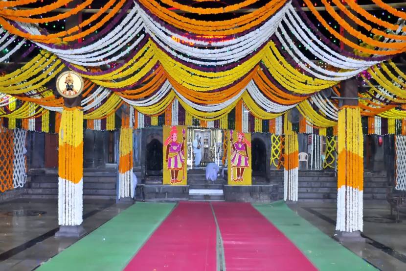 हा विवाह सोहळा झाल्यावर सायंकाळी दोन्ही मूर्तीची नगरामधून सवाद्य शोभायात्रा काढण्यात येते.