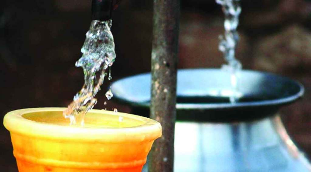 पाणी महागणार; घरगुती आणि उद्योगांसाठी जलदरवाढीचा प्रस्ताव पाणी महागणार; घरगुती आणि उद्योगांसाठी जलदरवाढीचा प्रस्ताव