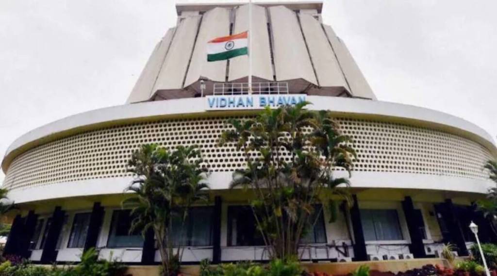 पालिकांचा कारभार मराठीतच ; विधिमंडळात कायदा मंजूर, दुर्लक्ष करणाऱ्या अधिकाऱ्यांवर कारवाई