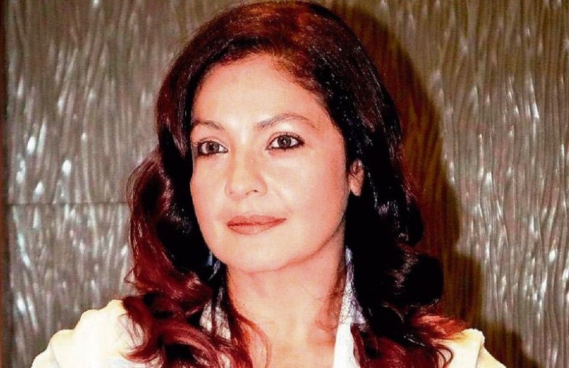 पूजा भट्टने २००३ मध्ये होस्ट मनीष माखिजासोबत लग्न केले, पण २०१४ मध्ये दोघांचा घटस्फोट झाला. नंतर पूजाने पुन्हा लग्न केलं नाही.
