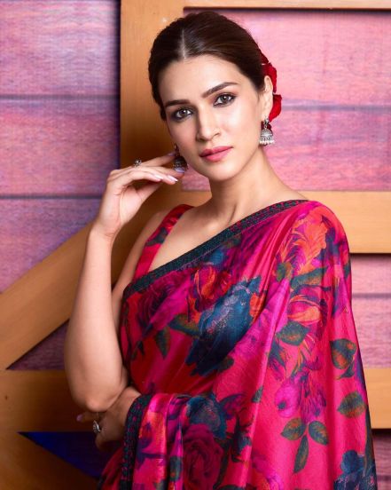 Chala Hawa Yeu Dya Akshay Kumar Kriti Sanon