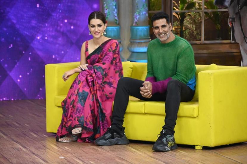 Chala Hawa Yeu Dya Akshay Kumar Kriti Sanon