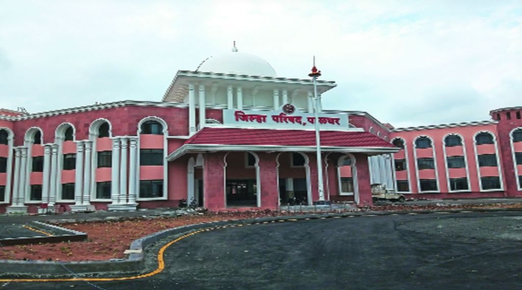 जिल्ह्य़ासाठी नव्या योजना आणि तरतुदी; पालघर जिल्हा परिषदेचा साडेचार कोटींचा शिलकीचा अर्थसंकल्प मंजूर जिल्ह्य़ासाठी नव्या योजना आणि तरतुदी; पालघर जिल्हा परिषदेचा साडेचार कोटींचा शिलकीचा अर्थसंकल्प मंजूर