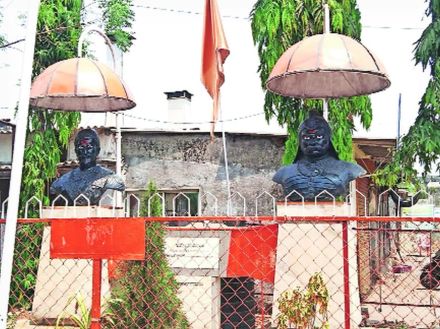 राष्ट्रपुरुषांचे पुतळे ३० वर्षांपासून उपेक्षित; पुतळे बांधणारी समिती बरखास्तीनंतर वसई-विरार महापालिकेचेही दुर्लक्ष