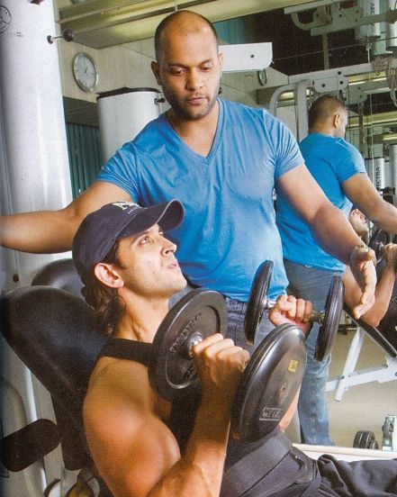 bollywood celebrity fitness trainer (17)