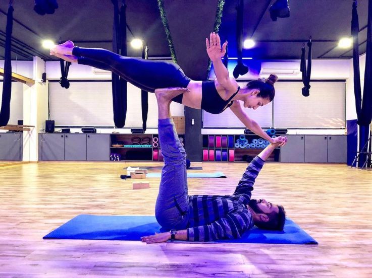bollywood celebrity fitness trainer (4)