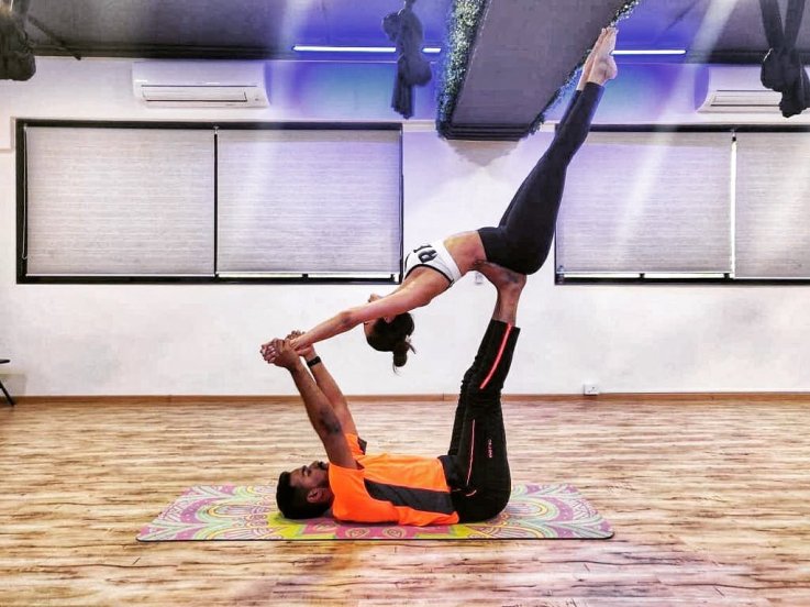 bollywood celebrity fitness trainer (6)