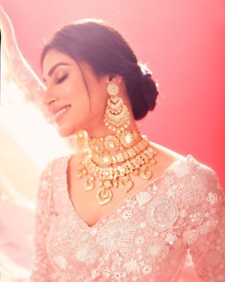 mouni roy (11)