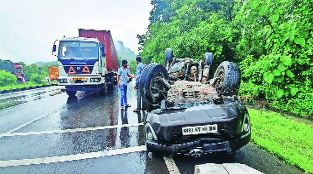 राष्ट्रीय महामार्ग मृत्यूचा सापळा