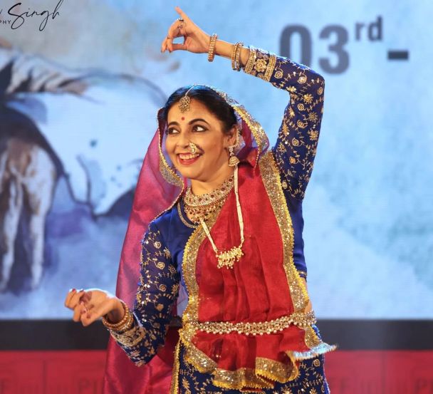 sharvari jamenis