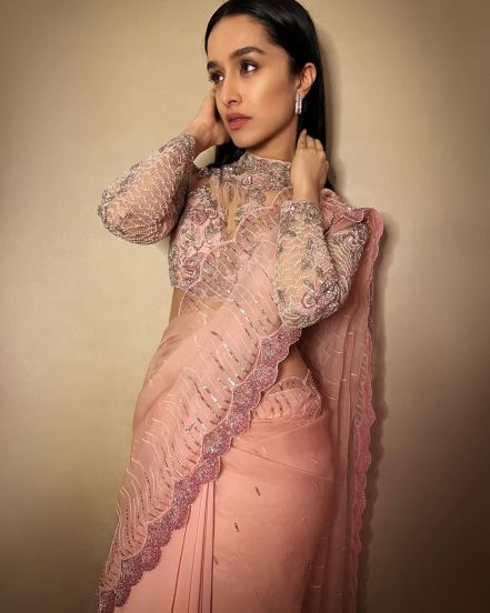 shraddha kapoor 3d lehenga (1)
