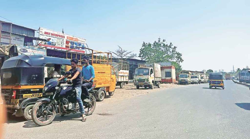 शिळफाटा-दहिसर रस्त्यावरील अतिक्रमणे महिनाभरात हटविणार