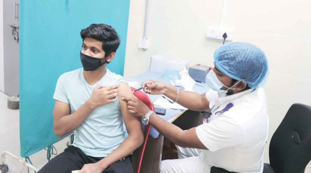 खासगी रुग्णालयांचा आडमुठेपणा;मुदत संपण्यास अल्पकाळ असताना लसमात्रा मोफत देण्यास नकार