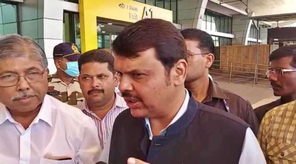 “आमच्या पोलखोल यात्रेच्या बसवर दगडफेक होणं अपेक्षितच, कारण…”, देवेंद्र फडणवीसांचा हल्लाबोल