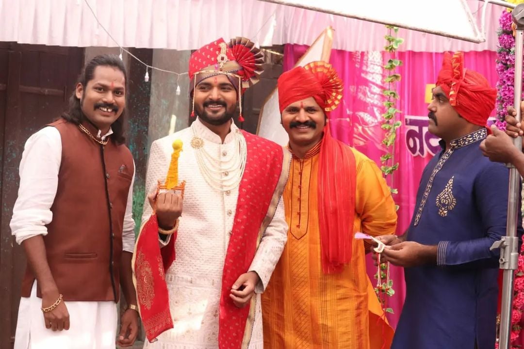 या मालिकेच्या पहिल्या पर्वात अजितकुमारला लग्नाच्या मांडवातून दिव्या सिंगनं खेचून पोलिस स्टेशनला नेले होते.