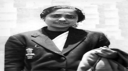 टेबल टेनिसपटू मीना परांडे यांचे निधन