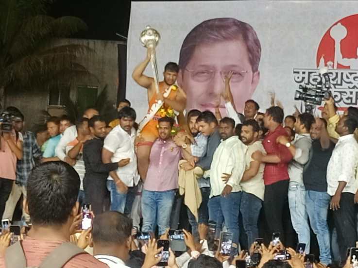 पहिल्या राऊंड मध्ये बनकर याने चार गुणांची बढत घेतली होती. पण ही आघाडी मोडून पृथ्वीराज पाटील याने आक्रमक खेळ करत पाच गुण घेतले.