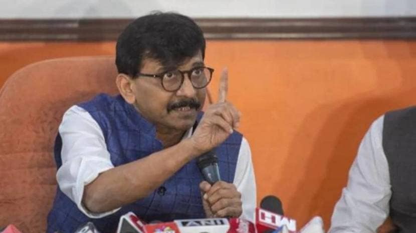 मशिदी, मंदिरं, सभा किंवा राजकीय सर्व भोंग्यासंबंधी धोरण निश्चित करत कायदा करा असंही ते केंद्राला म्हणाले.