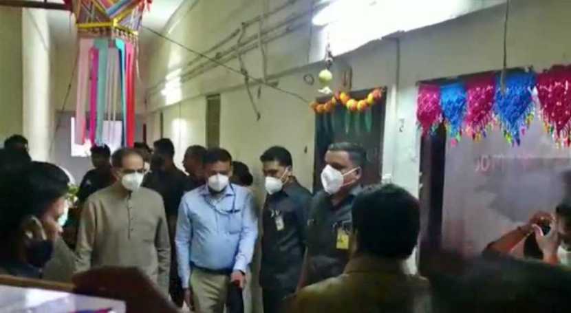 चंद्रभागा आजींना भेटल्यानंतर उद्धव ठाकरे यांनी 
