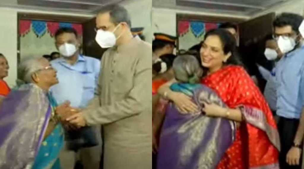 “рдЭреБрдХреЗрдЧрд╛ рдирд╣реАрдВ рд╕рд╛рд▓рд╛” рдореНрд╣рдгрдд рд░рд╛рдгрд╛ рджрд╛рдореНрдкрддреНрдпрд╛рд▓рд╛ рдЗрд╢рд╛рд░рд╛ рджреЗрдгрд╛рд░реНтАНрдпрд╛ репреи рд╡рд░реНрд╖рд╛рдВрдЪреНрдпрд╛ рдЖрдЬреАрдмрд╛рдИрдВрдЪреА рдореБрдЦреНрдпрдордВрддреНрд░реНрдпрд╛рдВрдиреА рдШреЗрддрд▓реА рднреЗрдЯ! “рдЭреБрдХреЗрдЧрд╛ рдирд╣реАрдВ рд╕рд╛рд▓рд╛” рдореНрд╣рдгрдд рд░рд╛рдгрд╛ рджрд╛рдореНрдкрддреНрдпрд╛рд▓рд╛ рдЗрд╢рд╛рд░рд╛ рджреЗрдгрд╛рд░реНтАНрдпрд╛ репреи рд╡рд░реНрд╖рд╛рдВрдЪреНрдпрд╛ рдЖрдЬреАрдмрд╛рдИрдВрдЪреА рдореБрдЦреНрдпрдордВрддреНрд░реНрдпрд╛рдВрдиреА рдШреЗрддрд▓реА рднреЗрдЯ!