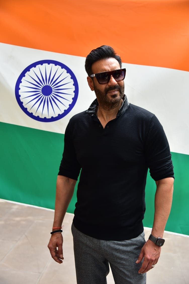 त्याच्या या वक्तव्यानंतर बॉलिवूड अभिनेता अजय देवगणने किच्चा सुदीपवर निशाणा साधला होता.