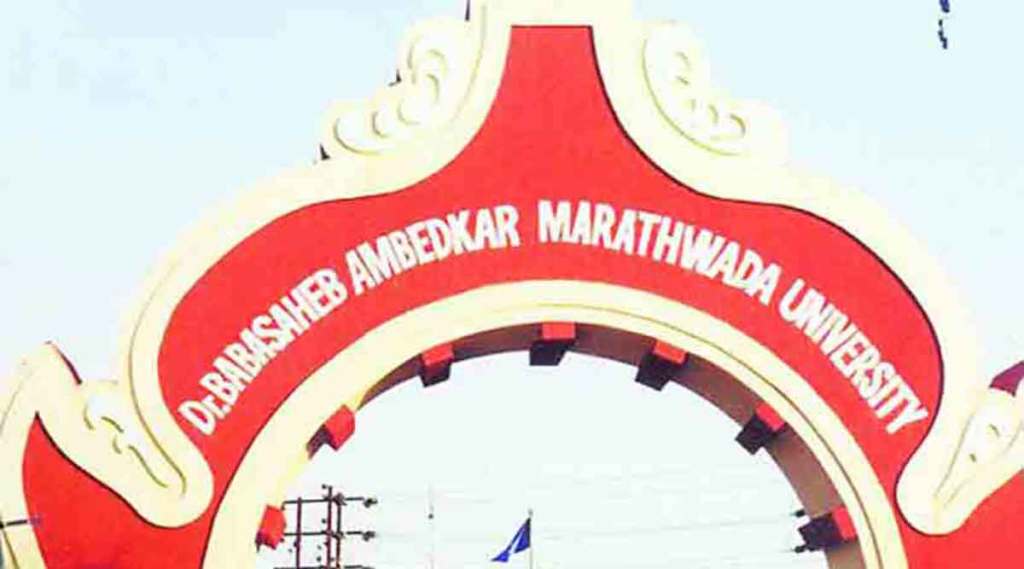 विद्यापीठातील निष्फळ समित्यांचे ‘मार्गदर्शक’ प्रारूप ; पीएचडीला मार्गदर्शकासाठी ५० हजार मागितल्याने वाद