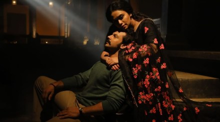 chandramukhi, adinath kothare, amruta khanvilkar, to chand rati, chandramukhi song, to chand rati song release, अमृता खानविलकर, तो चांद राती, चंद्रमुखी, आदिनाथ कोठारे, प्रसाद ओक, मराठी बातम्या