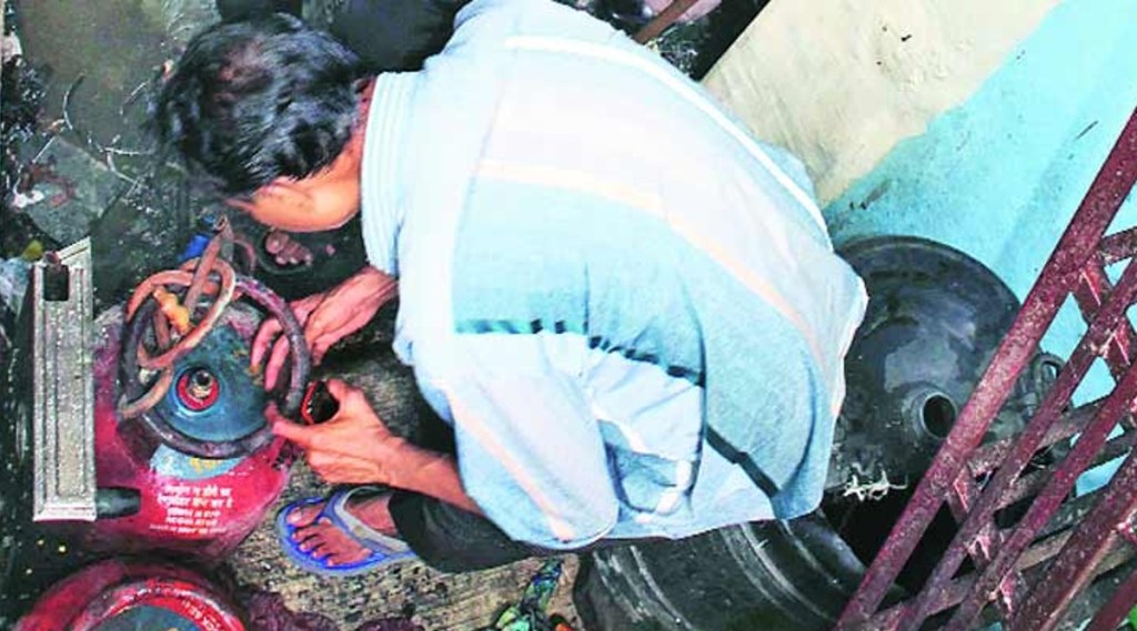 gas filling scam