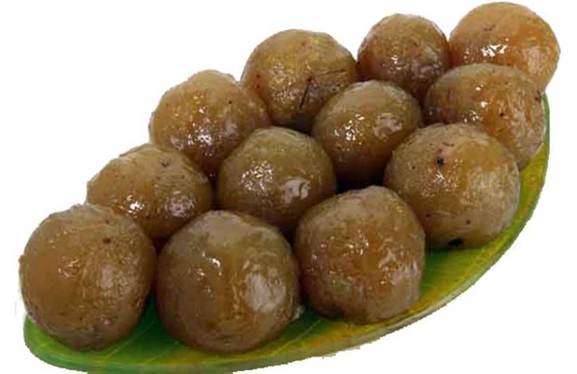 उन्हाळ्यात आवळा मुरंबा हा पदार्थ सगळ्यांना खूप आवडतो. यामध्ये असलेले घटक शरीराला थंड ठेवण्याचे काम करतात. (फोटो: jansatta)