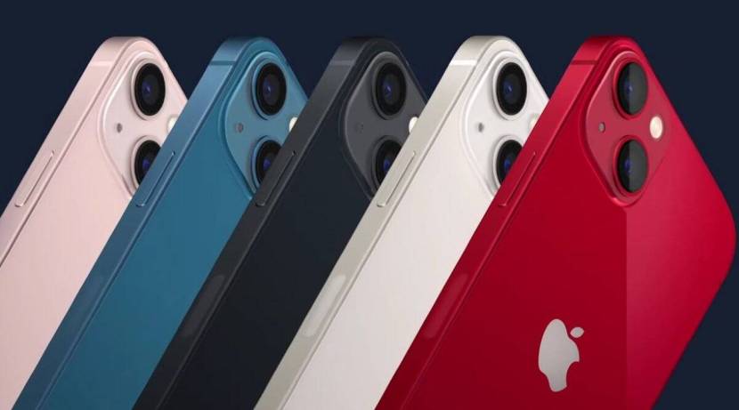 iPhone 13 चे ग्राहक फोनच्या स्क्रीनवर टॅप न करताही काही फिचर्समध्ये प्रवेश करण्यासाठी बॅक टॅप जेश्चर वापरू शकतात. iPhone 13 द्वारे स्क्रीनशॉट घेऊ शकतात, टॉर्च चालू किंवा बंद करू शकतात आणि स्मार्टफोनच्या मागील बाजूस टॅप करून कॅमेरा उघडू शकतात. (Photo- Apple)