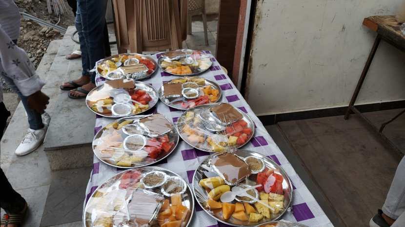 पुण्यातील साखळीपीर तालीम राष्ट्रीय मारुती मंदिरात शुक्रवारी संध्याकाळी मुस्लिम समुदायासाठी इफ्तार पार्टीचे करण्यात आलं आहे