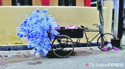 अन्वयार्थ : प्लास्टिकबंदीचे आव्हान अन्वयार्थ : प्लास्टिकबंदीचे आव्हान