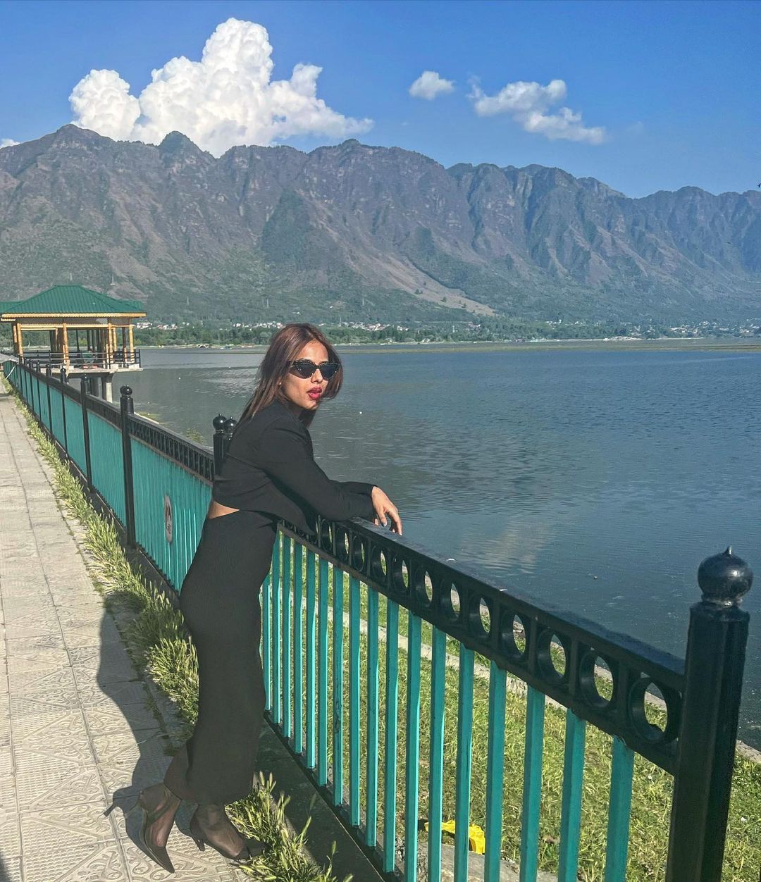 (सर्व फोटो : निया शर्मा/ इन्स्टाग्राम)