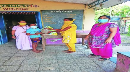 पोषण आहार योजनेला घरघर;शालेय विद्यार्थ्यांना आठ महिन्यांपासून आहार नाही पोषण आहार योजनेला घरघर;शालेय विद्यार्थ्यांना आठ महिन्यांपासून आहार नाही