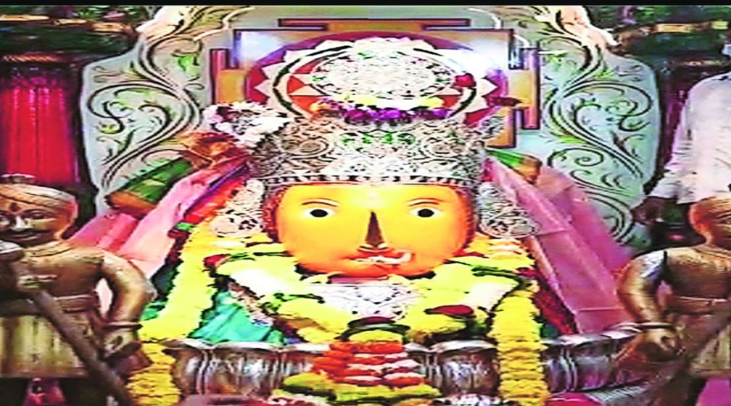 महालक्ष्मी यात्रेच्या वेळमर्यादेमुळे नाराजी; मर्यादा रात्री १० वाजेपर्यंत ठेवण्यास व्यापाऱ्यांचा विरोध