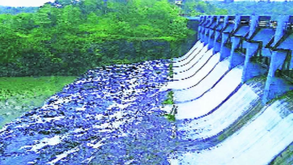 उन्हाळ्यात पाणीदिलासा; बारवी धरणात पाच वर्षांच्या तुलनेत यंदा समाधानकारक पाणीसाठा उन्हाळ्यात पाणीदिलासा; बारवी धरणात पाच वर्षांच्या तुलनेत यंदा समाधानकारक पाणीसाठा