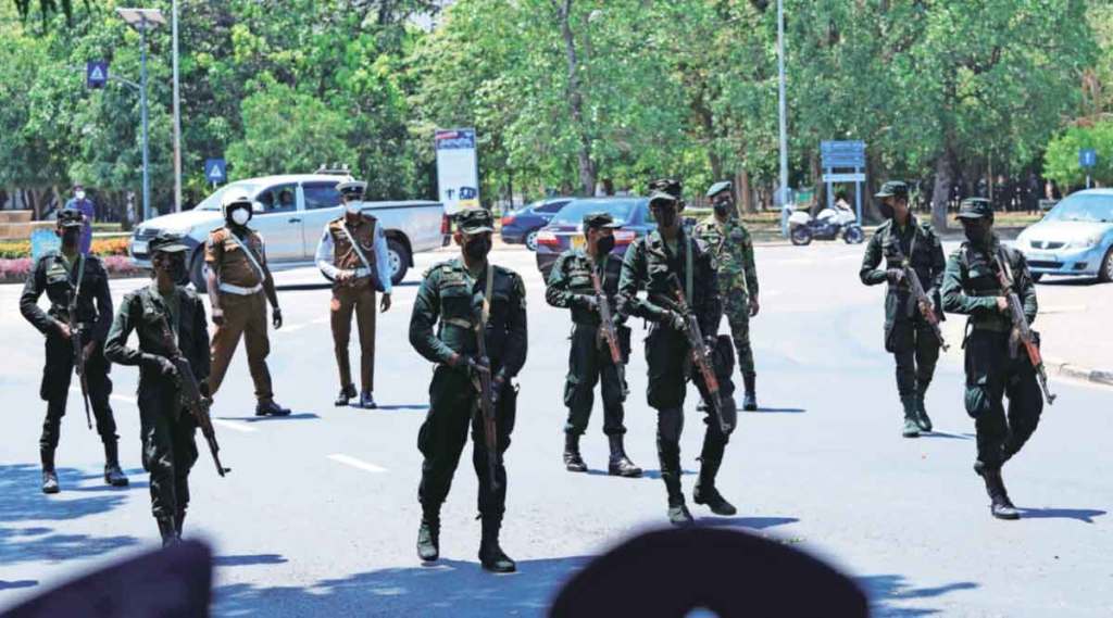 श्रीलंकेच्या हिंसाचारग्रस्त भागात सैन्य