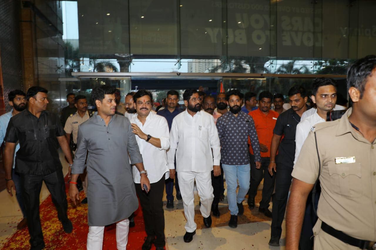 Dharmaveer Prasad Oak Eknath Shinde Bullet