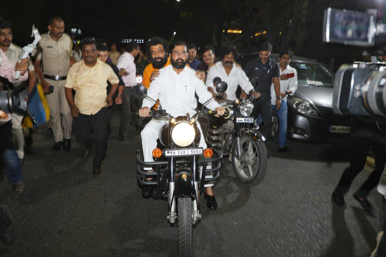 Dharmaveer Prasad Oak Eknath Shinde Bullet