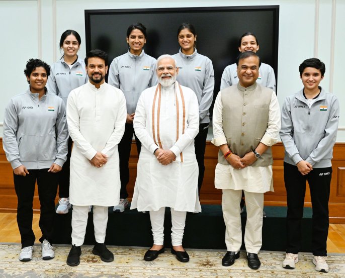 उबेर कपमधील सहभागी महिला सदस्य यांनीही मोदी यांची भेट घेतली