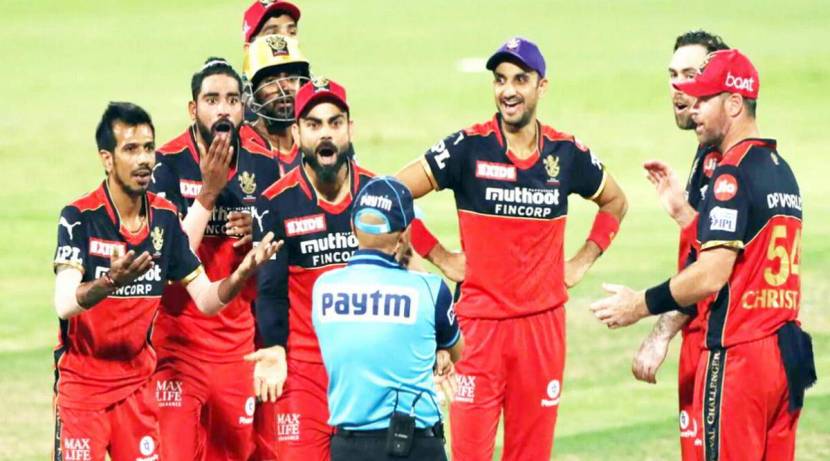 आरसीबीच्या इतिहासाबद्दल बोलायचे झाले तर, आतापर्यंत ७ कर्णधारांना आजमावले आहे.