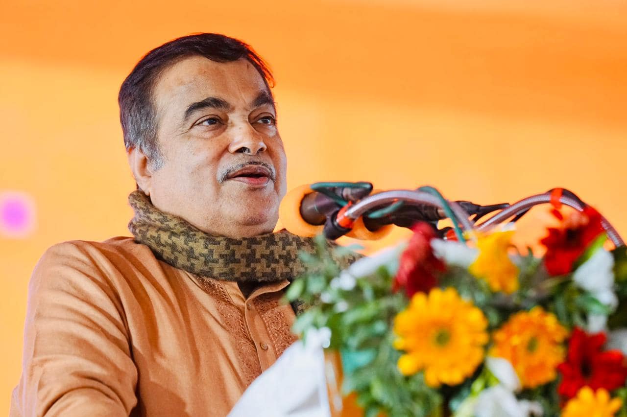 Nitin Gadkari Amitabh Bachchan