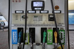 Petrol-Diesel Price on 1 August 2022: जाणून घ्या, आजचा पेट्रोल-डिझेलचा दर