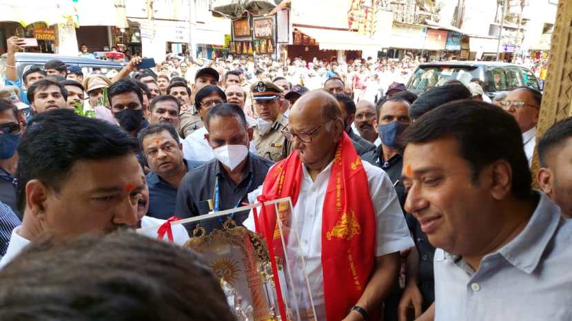 sharad pawar visited dagdusheth ganpati but have not entered temple here is why