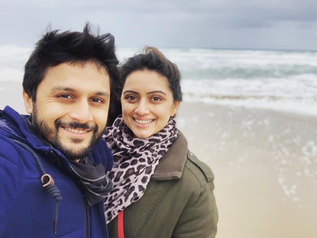 Dharmaveer Movie Shruti Marathe Gaurav Ghatnekar
